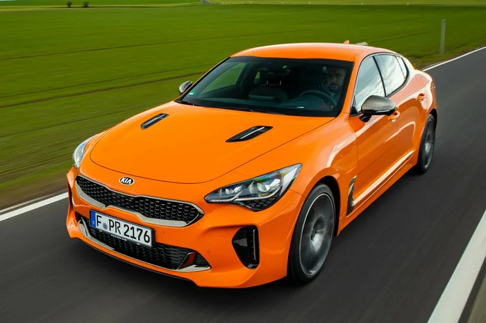 KIA STINGER 1 поколения рестайлинг