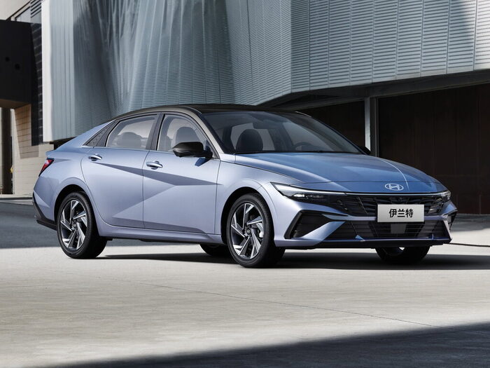 Hyundai ELANTRA 7 поколения рестайлинг