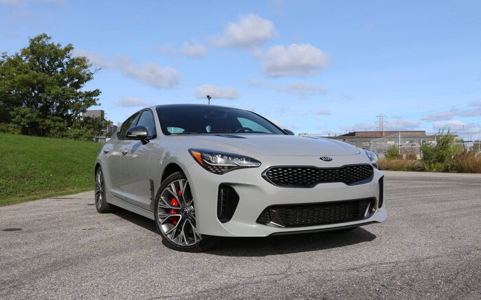 KIA, STINGER
