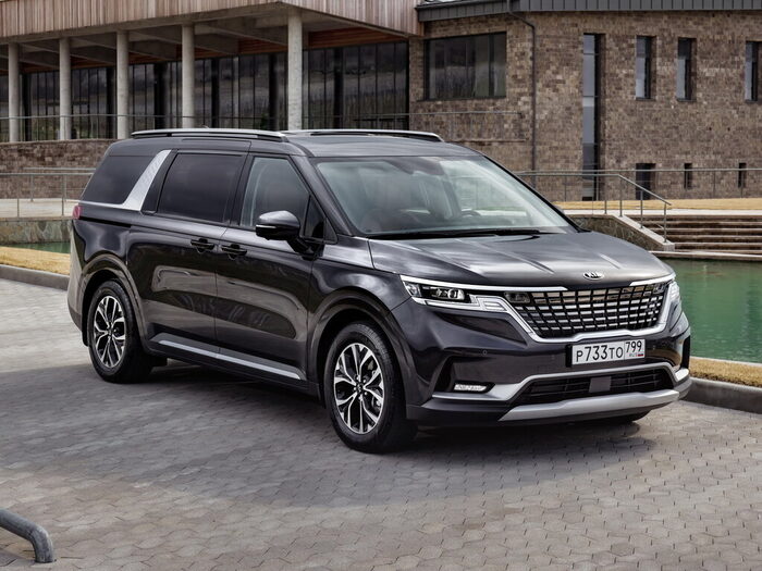 KIA CARNIVAL 4 поколения